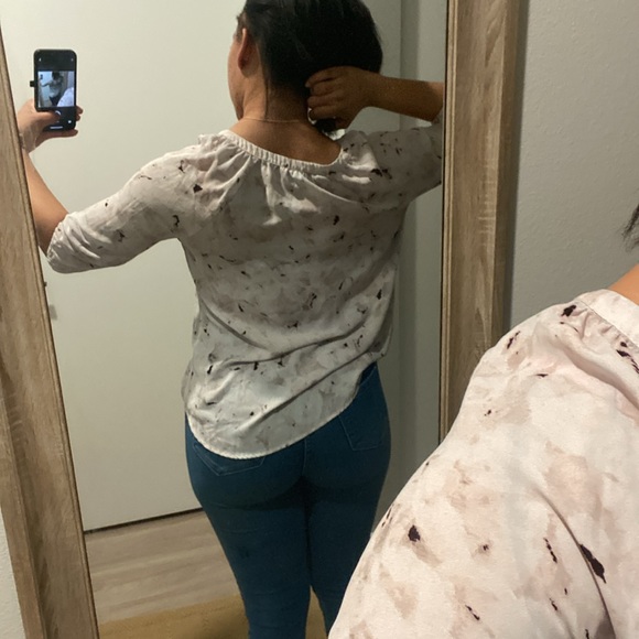 Top - Picture 2 of 2